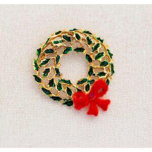 Vintage Festive Christmas Wreath Brooch, A12